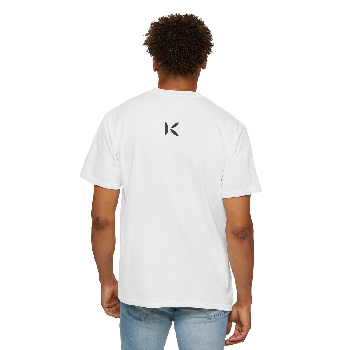 Caramel Cat T-Shirt — Cute Arabic 'كارامل' Graphic Tee تشيرت براند كيوكو مطبوع قطة كراميل - Kiaoko Store متجر كيوكو