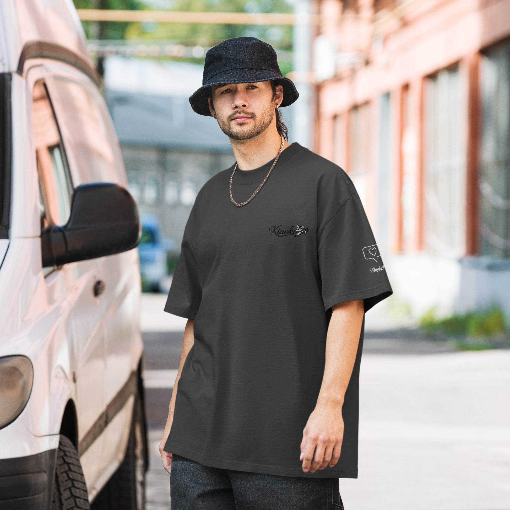 Oversized faded t-shirt قميص اوفر زايز مطرز - Kiaoko Store متجر كيوكو