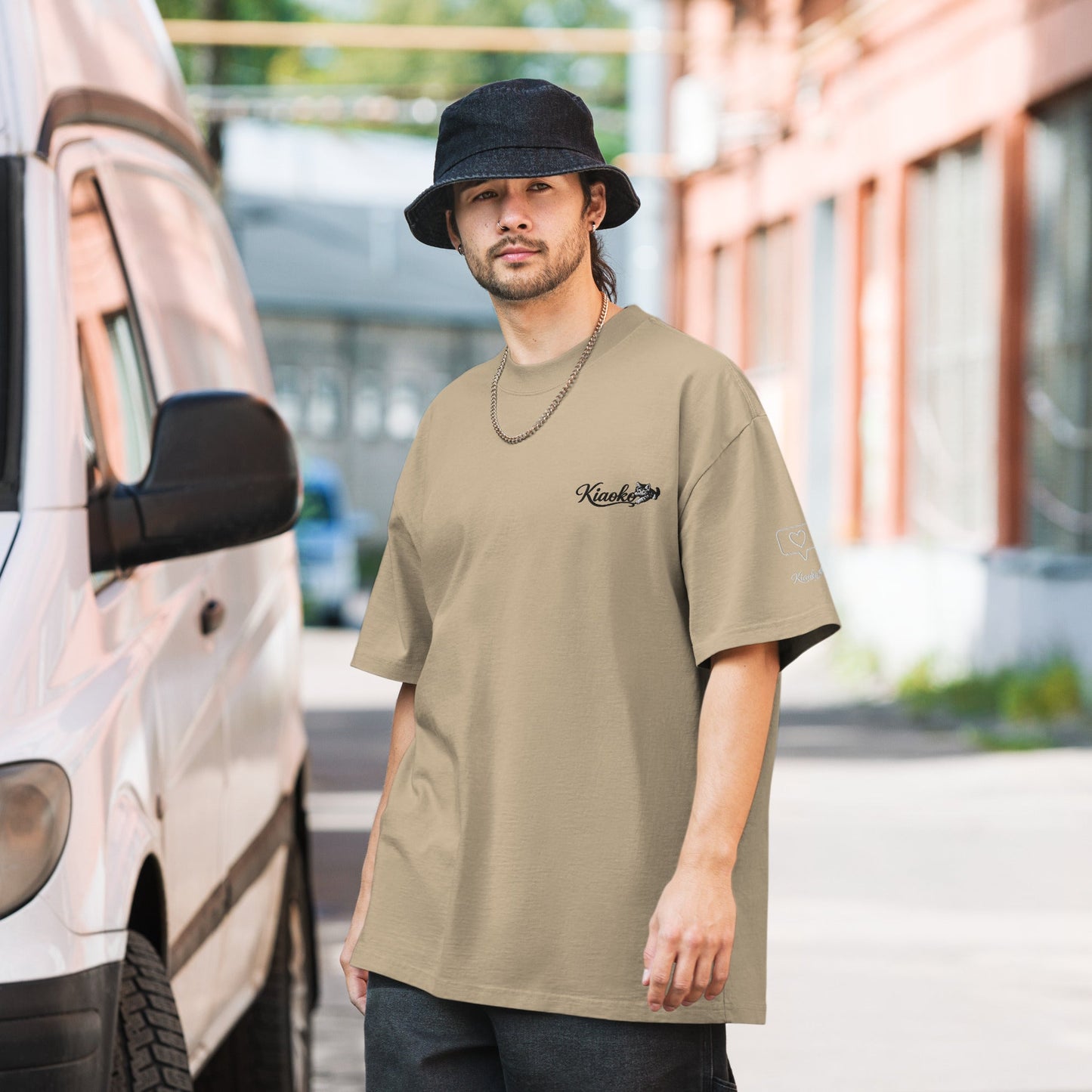 Oversized faded t-shirt قميص اوفر زايز مطرز - Kiaoko Store متجر كيوكو