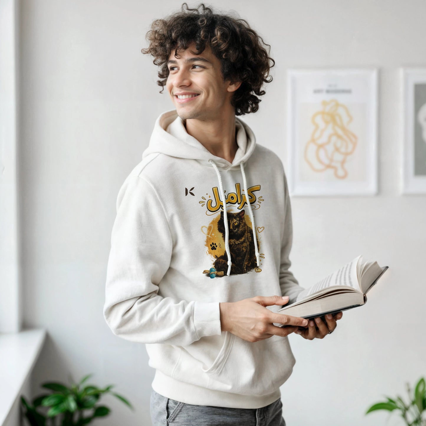 Kiaoko Classic Unisex Pullover Hoodie Arabic print cat Caramel هودي بولاوفر للجنسين كلاسك طبعة قطة كراميل