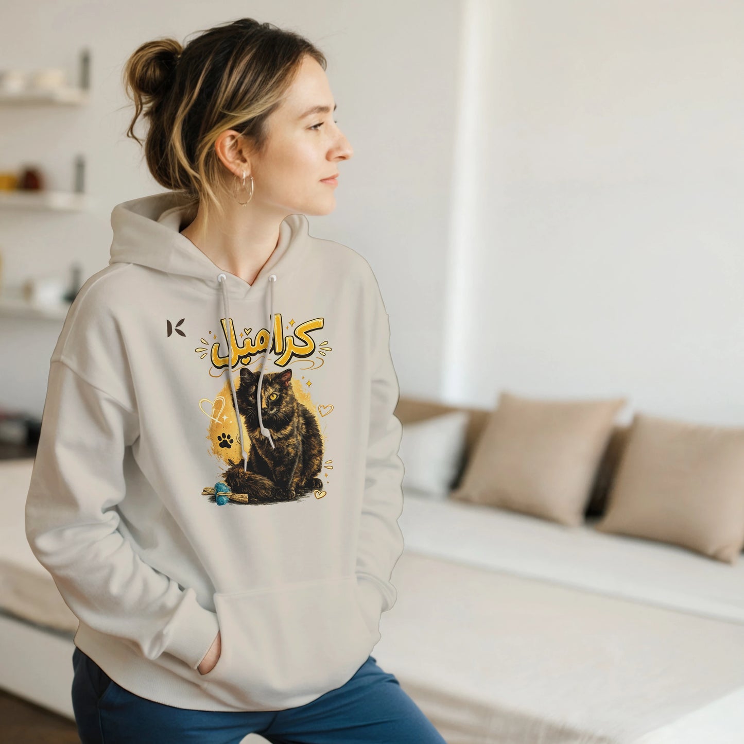 Kiaoko Classic Unisex Pullover Hoodie Arabic print cat Caramel هودي بولاوفر للجنسين كلاسك طبعة قطة كراميل